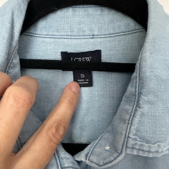 J Crew Chambray Blue Sz S Button Down Shirt - Picture 2 of 2